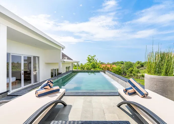 Akasia Hill Villa *